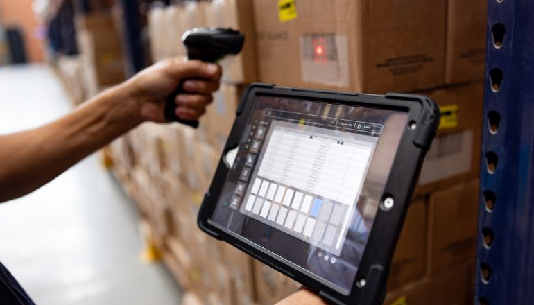 電機部品物流におけるＣＳ・ＥＳ実現を目指した品質向上の取り組み